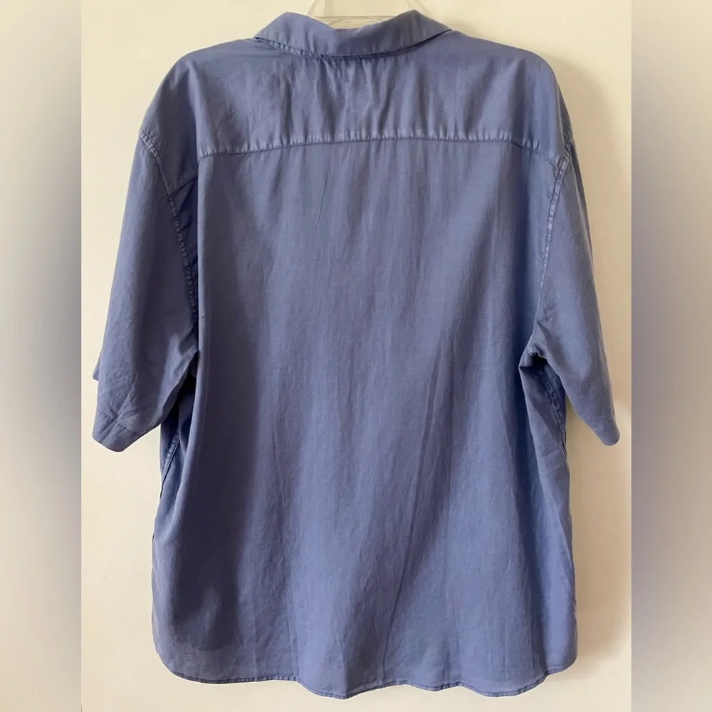 Banana Republic Men’s Size L Blue Short Sleeved Collared Loose Fitting Shirt